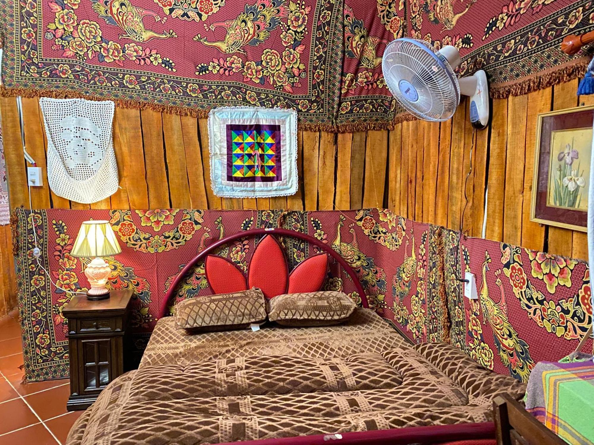 Hotel Coi Nguon Farm Glam Mang Den Kon Von Kla Exterior foto